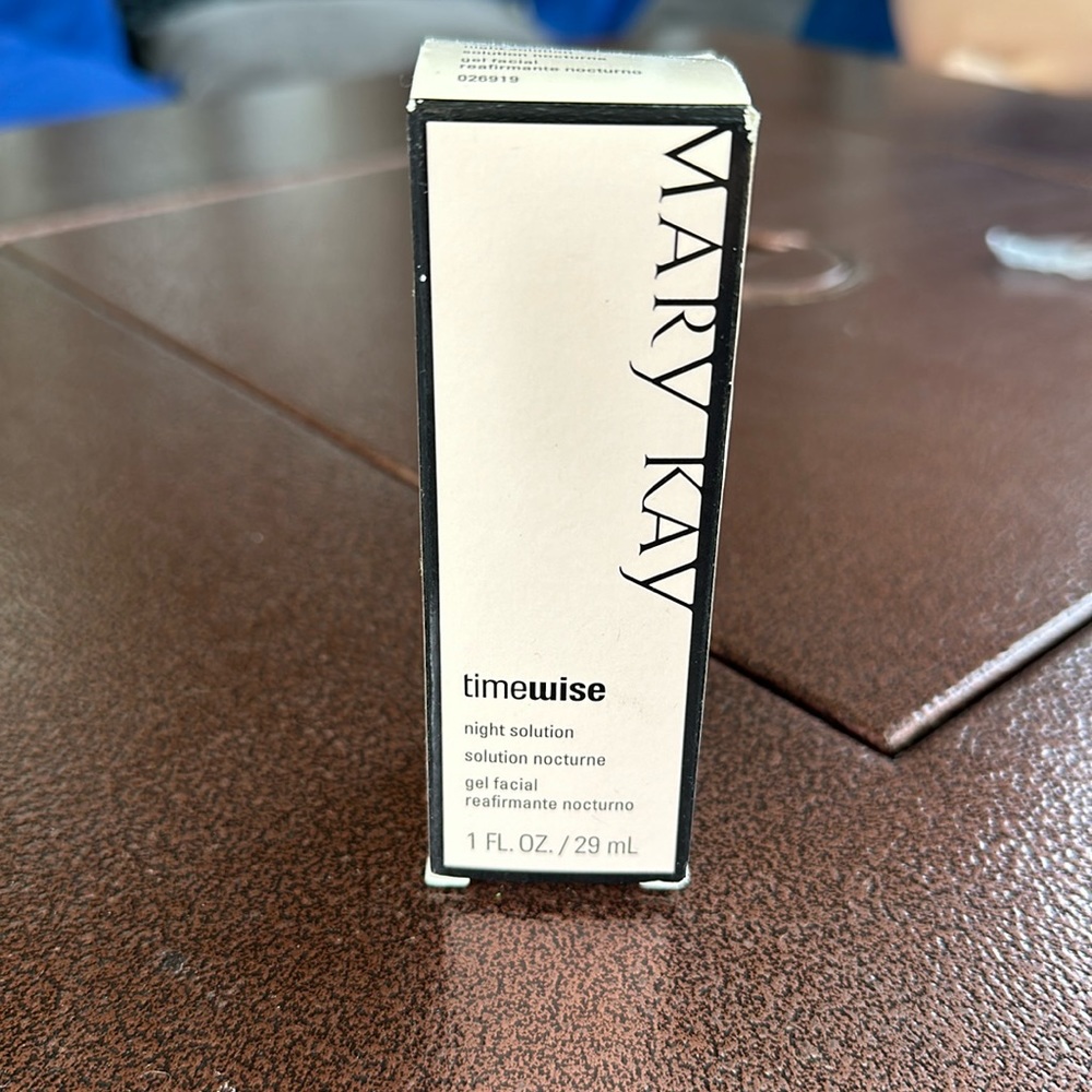 Mary Kay timewise night solution